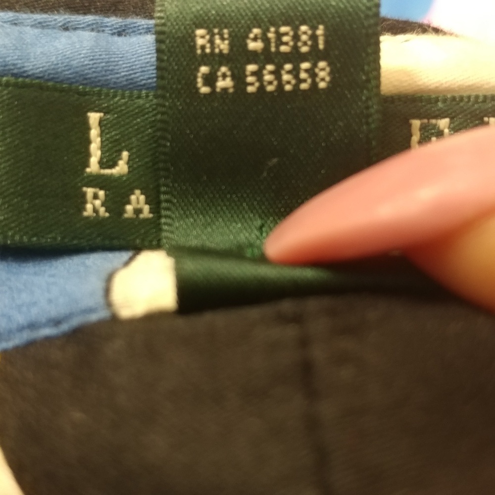 Lauren Ralph Lauren button up abstract blouse - Picture 6 of 6